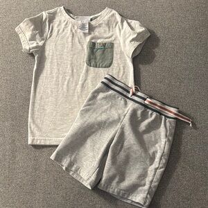 5/$15- Gray T-Shirt and Shorts Set with Green Pocket